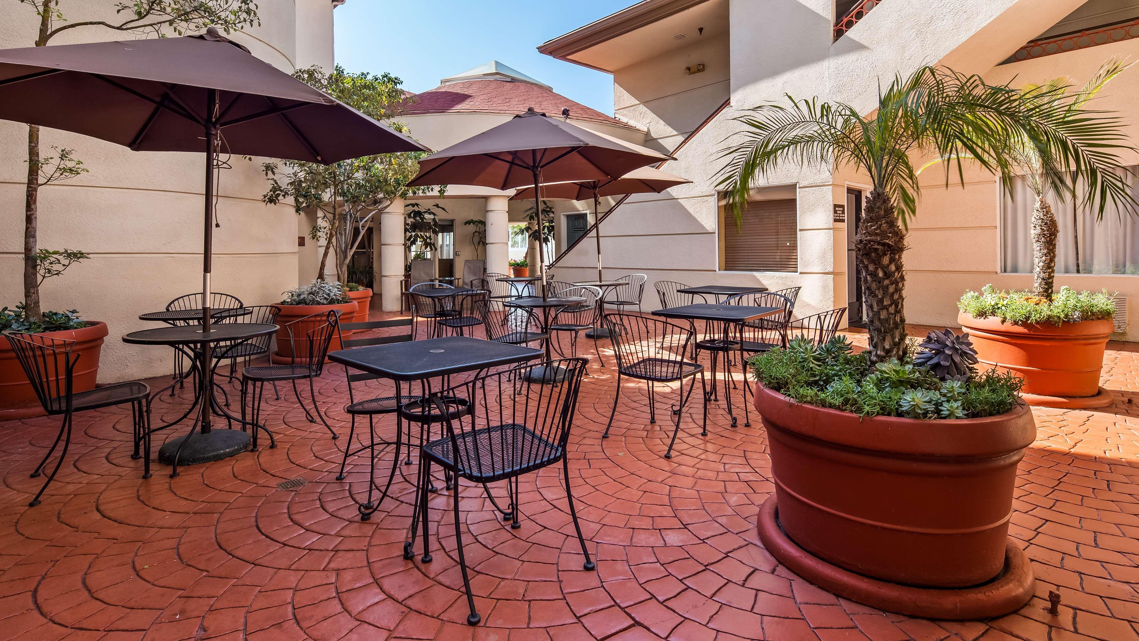 Best Western Plus Suites Hotel Coronado Island Eksteriør billede